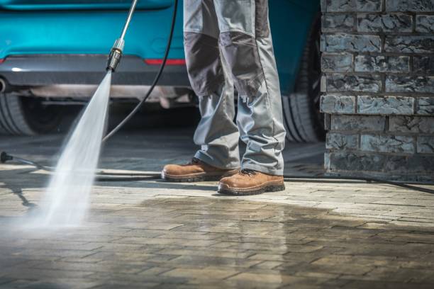 Best Driveway Pressure Washing  in Gallatin, MO